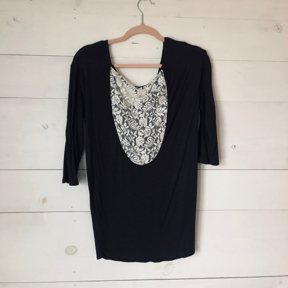 Women’s three quarter sleeve grey & lace top
